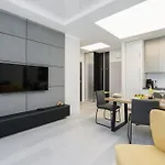 Daire Warta Riverside & Old Town Luxury *